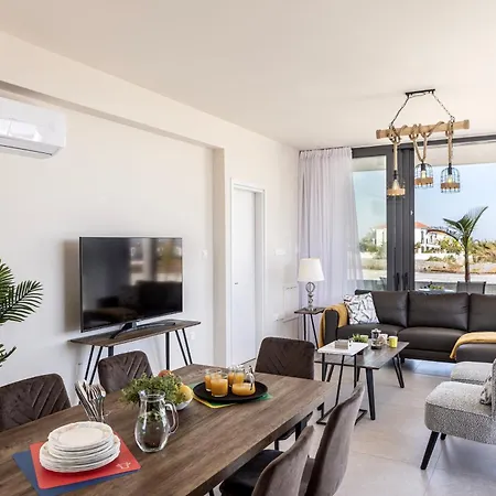 Hestia Seaside B6 Вилла